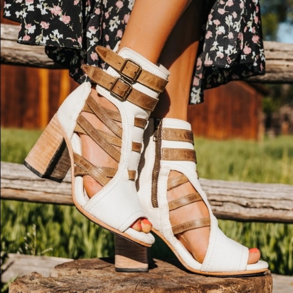 Freebird Tiara White Multi sz9